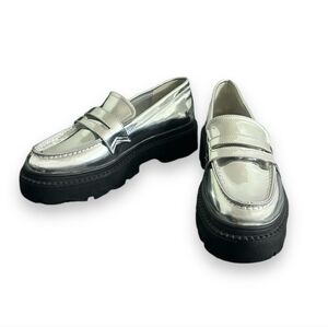 Forever 21 Metallic Silver Flats